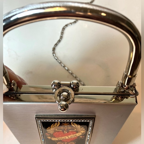 Small silver Ed Hardy (inspired) “True Love” purse (brand unknown) - Picture 5 of 9